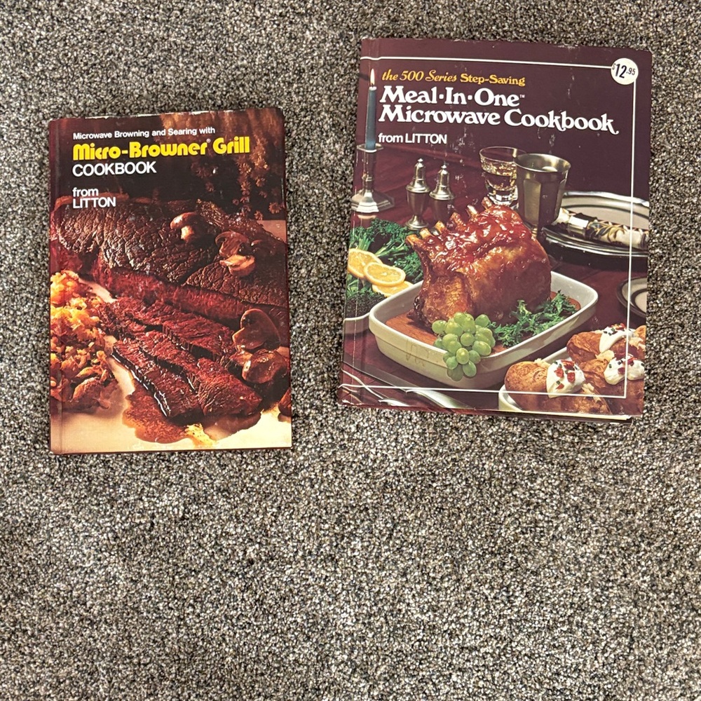 Microwave Cookbooks Set - Brown and Black